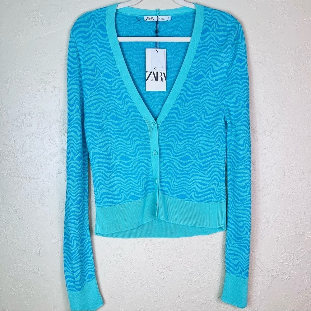 Zara Blue Turquoise Waves Jacquard Knit Cropped Cardigan Sweater Size MEDIUM NWT